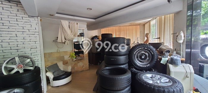 Dijual Hunian Rumah Terawat 6 KT di Puri Anjasmoro, Semarang Dijual Hunian Rumah Terawat 6 KT di Puri Anjasmoro, Semarang
