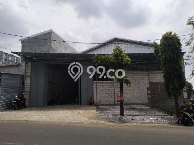Gudang Disewa di Semarang dengan LB 450m2 Area Komersial Ramai Gudang Disewa di Semarang dengan LB 450m2 Area Komersial Ramai