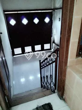 Rumah Kontrakan Semarang LT 100m2 LB 250m2 Kawasan Tanah Mas Rumah Kontrakan Semarang LT 100m2 LB 250m2 Kawasan Tanah Mas
