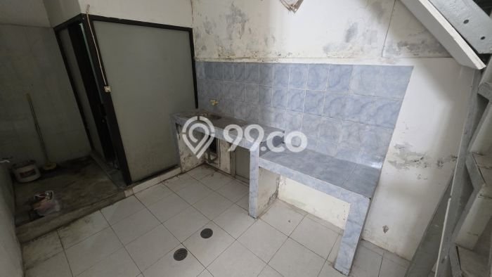 Ruko Premium Kawasan Bugangan, Luas 160m², Akses Mainroad, Ramai Ruko Premium Kawasan Bugangan, Luas 160m², Akses Mainroad, Ramai