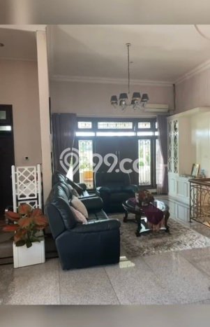 Rumah Elit LB 800m2 Siap Huni Desain Elegan di Bukit Sari, Semarang Rumah Elit LB 800m2 Siap Huni Desain Elegan di Bukit Sari, Semarang