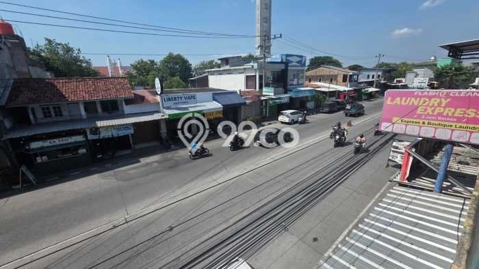 Dijual Rumah 2 Kamar Lokasi Strategis Bagus dan Strategis di Gayamsari Dijual Rumah 2 Kamar Lokasi Strategis Bagus dan Strategis di Gayamsari