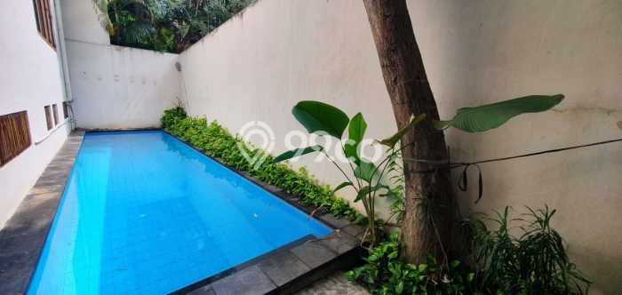 Rumah sewa siap huni 3 Kamar Tidur di Kemang, Jakarta Selatan Rumah sewa siap huni 3 Kamar Tidur di Kemang, Jakarta Selatan