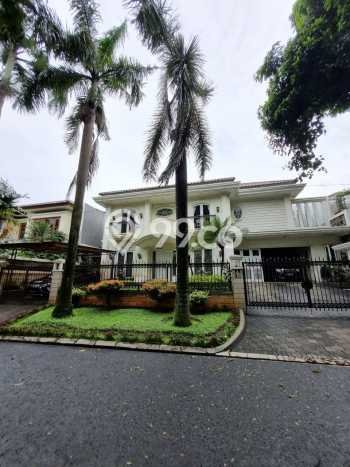 Hunian Elit LB 650m2 Siap Pakai Desain Elegan di Pondok Indah, Jakarta Selatan Hunian Elit LB 650m2 Siap Pakai Desain Elegan di Pondok Indah, Jakarta Selatan