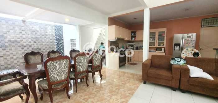 For Sale! Luxury House LT 418m2 Desain Elegan di Bintaro For Sale! Luxury House LT 418m2 Desain Elegan di Bintaro
