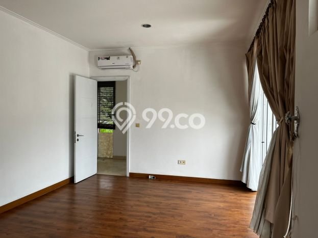 Ready to Use! Luxury House LT 296m2 Desain Elegan di Cirendeu Ready to Use! Luxury House LT 296m2 Desain Elegan di Cirendeu