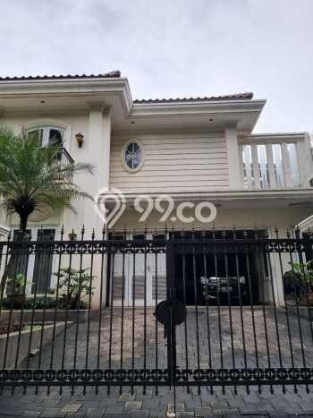 Hunian Elit LB 650m2 Siap Pakai Desain Elegan di Pondok Indah, Jakarta Selatan Hunian Elit LB 650m2 Siap Pakai Desain Elegan di Pondok Indah, Jakarta Selatan