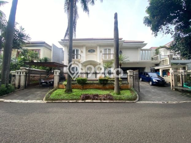 Hunian Elit LB 650m2 Siap Pakai Desain Elegan di Pondok Indah, Jakarta Selatan Hunian Elit LB 650m2 Siap Pakai Desain Elegan di Pondok Indah, Jakarta Selatan