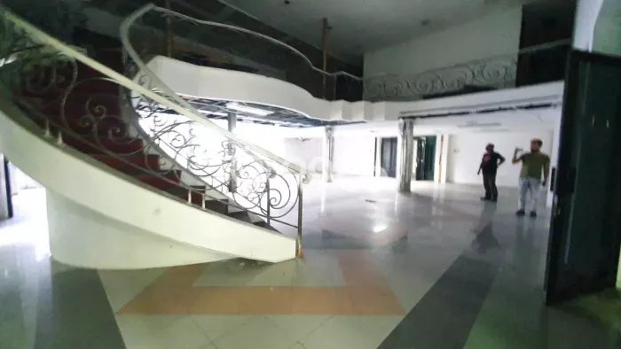 Ruko Disewa di Jakarta Pusat dengan LB 2850m2 Area Komersial Ramai Ruko Disewa di Jakarta Pusat dengan LB 2850m2 Area Komersial Ramai