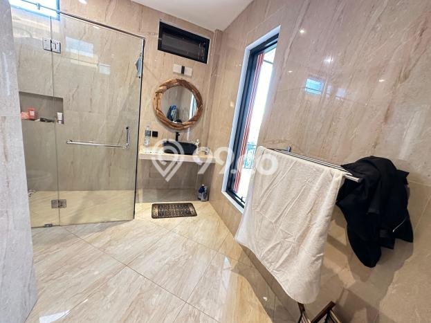Hunian Mewah LB 700m2 Siap Pakai Desain Elegan di Nusa Dua, Badung Hunian Mewah LB 700m2 Siap Pakai Desain Elegan di Nusa Dua, Badung