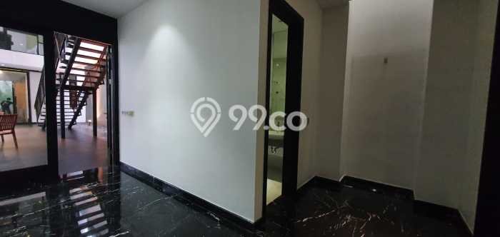 Siap Huni Hunian Elit 4 Kamar di Menteng Dekat ke Mana Saja Siap Huni Hunian Elit 4 Kamar di Menteng Dekat ke Mana Saja