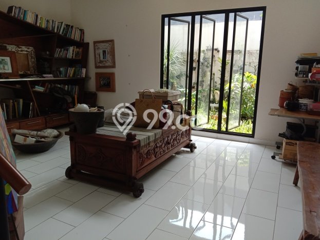 Dijual Rumah Luas Elegan Dengan View Cantik di Kota Wisata, Bogor Dijual Rumah Luas Elegan Dengan View Cantik di Kota Wisata, Bogor