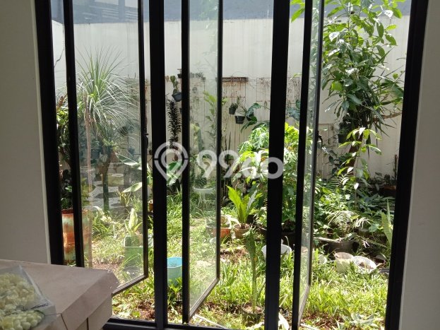 Dijual Rumah Luas Elegan Dengan View Cantik di Kota Wisata, Bogor Dijual Rumah Luas Elegan Dengan View Cantik di Kota Wisata, Bogor