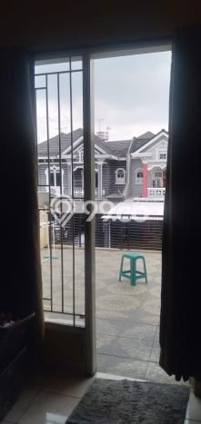 Jual Segera Rumah 4 KT 3 KM di Kawasan Bisnis Kota Wisata, Bogor Jual Segera Rumah 4 KT 3 KM di Kawasan Bisnis Kota Wisata, Bogor