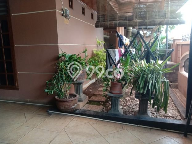 Rumah Mewah LB 250m2 Siap Huni Desain Elegan di Jatiwaringin, Bekasi Rumah Mewah LB 250m2 Siap Huni Desain Elegan di Jatiwaringin, Bekasi