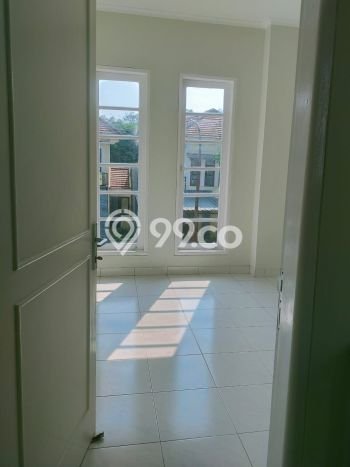 Hunian Asri 3 KT di Legenda Wisata, Bogor - LT 128m² Hunian Asri 3 KT di Legenda Wisata, Bogor - LT 128m²