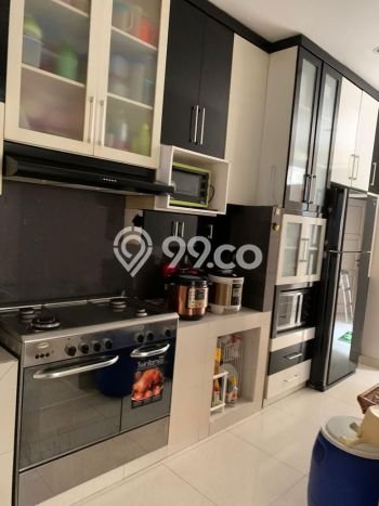 PENAWARAN TERBAIK! Rumah Strategis di Kota Wisata, Luas 375m² Bangunan 250m² PENAWARAN TERBAIK! Rumah Strategis di Kota Wisata, Luas 375m² Bangunan 250m²