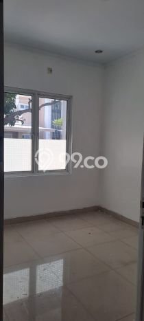 PROPERTI PILIHAN! Rumah Asri di Kota Wisata, Luas 128m² LB 165m² PROPERTI PILIHAN! Rumah Asri di Kota Wisata, Luas 128m² LB 165m²