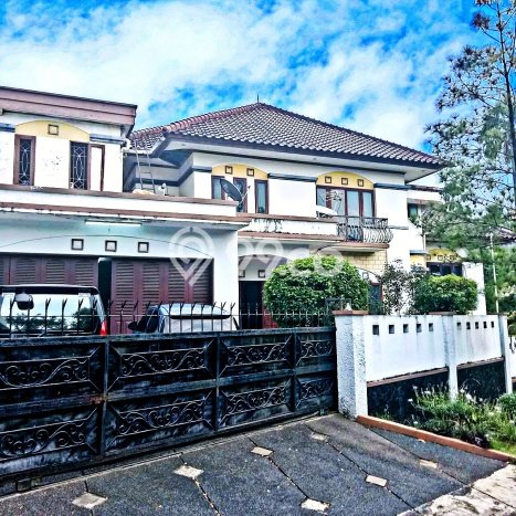 Hunian Eksklusif Siap Huni LT 500m2 di Cinere, Depok Hunian Eksklusif Siap Huni LT 500m2 di Cinere, Depok