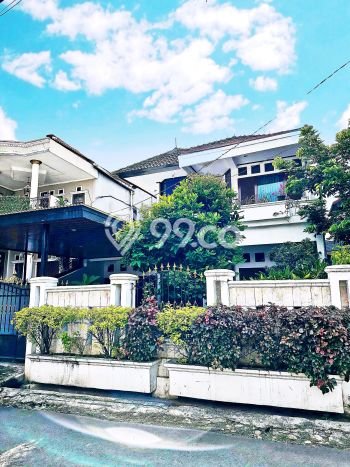 Rumah Luxury Modern Siap Huni di Cibubur Depok Rumah Luxury Modern Siap Huni di Cibubur Depok