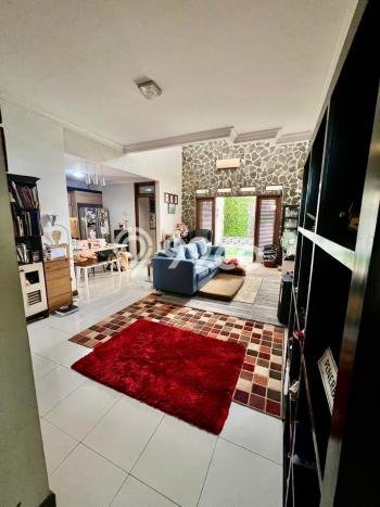 Siap Huni Hunian Elit 4 Kamar di Bekasi Selatan Dekat ke Mana Saja Siap Huni Hunian Elit 4 Kamar di Bekasi Selatan Dekat ke Mana Saja