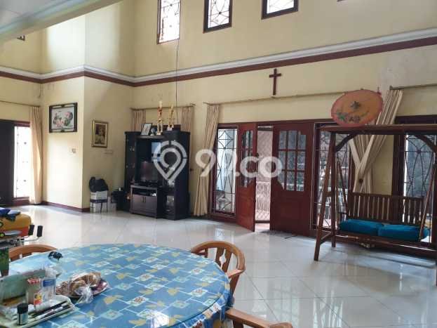 Hunian Eksklusif Siap Huni LT 500m2 di Cinere, Depok Hunian Eksklusif Siap Huni LT 500m2 di Cinere, Depok