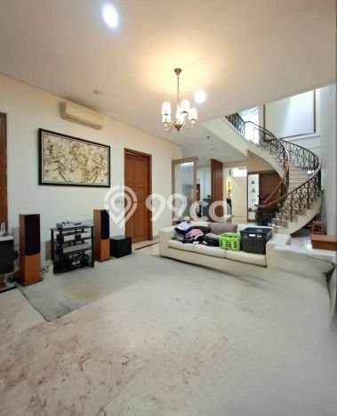 Rumah Elit LB 300m2 Siap Huni Desain Elegan di Pondok Indah, Jakarta Selatan Rumah Elit LB 300m2 Siap Huni Desain Elegan di Pondok Indah, Jakarta Selatan