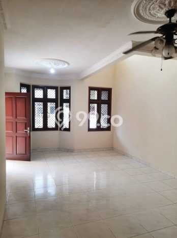 Ready to Use! Premium House LT 206m2 Desain Elegan di Pondok Indah Ready to Use! Premium House LT 206m2 Desain Elegan di Pondok Indah
