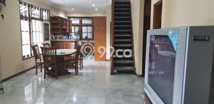 Rumah Elit LB 251m2 Siap Huni Desain Elegan di Bandung Barat, Bandung Rumah Elit LB 251m2 Siap Huni Desain Elegan di Bandung Barat, Bandung