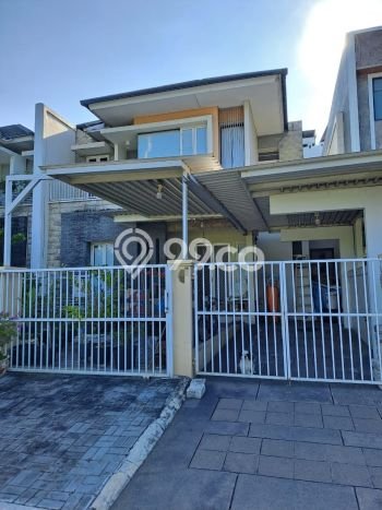 Rumah kawasan Wiyung, Surabaya, Luas 160m² Bangunan 155m² Rumah kawasan Wiyung, Surabaya, Luas 160m² Bangunan 155m²