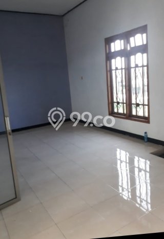 Rumah Strategis Modern Lb 130m2 di Waru, Sidoarjo Rumah Strategis Modern Lb 130m2 di Waru, Sidoarjo