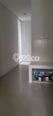 Rumah Mewah Siap Huni LT 162m2 di Wiyung, Surabaya Rumah Mewah Siap Huni LT 162m2 di Wiyung, Surabaya