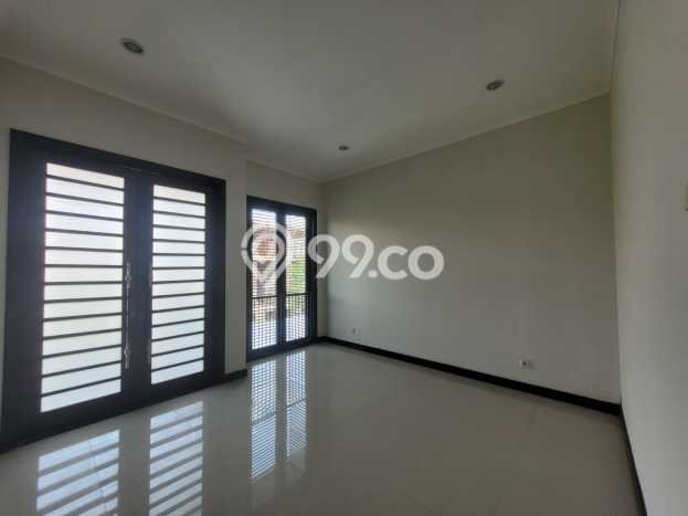 Ready to Use! Premium House LT 450m2 Desain Modern di Graha Ready to Use! Premium House LT 450m2 Desain Modern di Graha