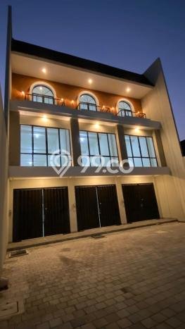 Ruko Bagus Dijual LB 260m2 Lokasi Strategis Surabaya Area Cocok untuk Bisnis Ruko Bagus Dijual LB 260m2 Lokasi Strategis Surabaya Area Cocok untuk Bisnis