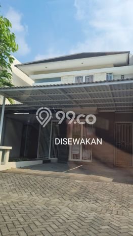 Lokasi terbaik! Rumah siap huni disewakan di Wiyung LB 198m2 Lokasi terbaik! Rumah siap huni disewakan di Wiyung LB 198m2