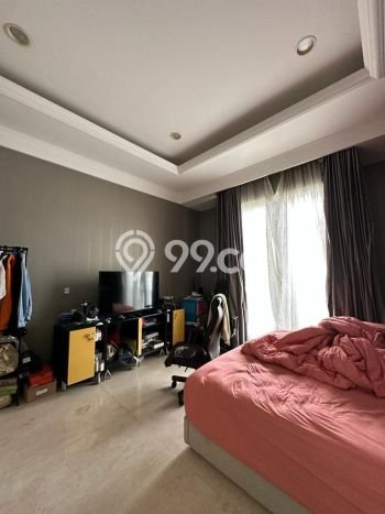 Hunian Mewah LT 561m2m² / LB 960m2m² di Kompleks Perumahan Graha, Surabaya Hunian Mewah LT 561m2m² / LB 960m2m² di Kompleks Perumahan Graha, Surabaya