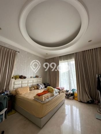 Hunian Mewah LT 561m2m² / LB 960m2m² di Kompleks Perumahan Graha, Surabaya Hunian Mewah LT 561m2m² / LB 960m2m² di Kompleks Perumahan Graha, Surabaya