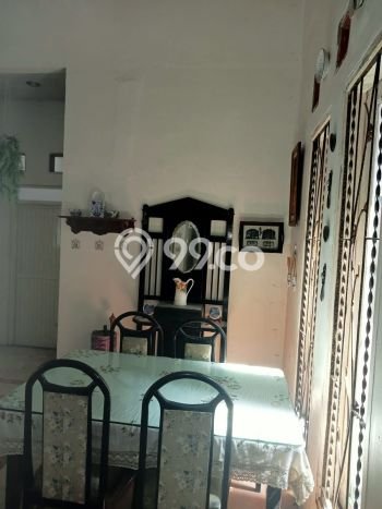 Rumah Cantik Siap Pakai Di Wiyung Luas 200m2 Aman Rumah Cantik Siap Pakai Di Wiyung Luas 200m2 Aman