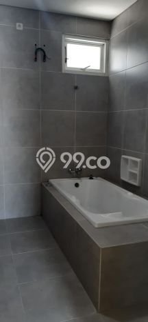 Hot Offer Hunian Mewah Ideal dan Luas di Wiyung, Surabaya Hot Offer Hunian Mewah Ideal dan Luas di Wiyung, Surabaya