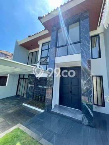 Dijual Rumah Mewah Elegan Dengan View Eksklusif di Citraland, Surabaya Dijual Rumah Mewah Elegan Dengan View Eksklusif di Citraland, Surabaya