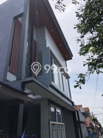 Rumah 4 KT 3 KM LT 108m2m², Luas Bangunan 187m2m² di Manukan, Surabaya Rumah 4 KT 3 KM LT 108m2m², Luas Bangunan 187m2m² di Manukan, Surabaya