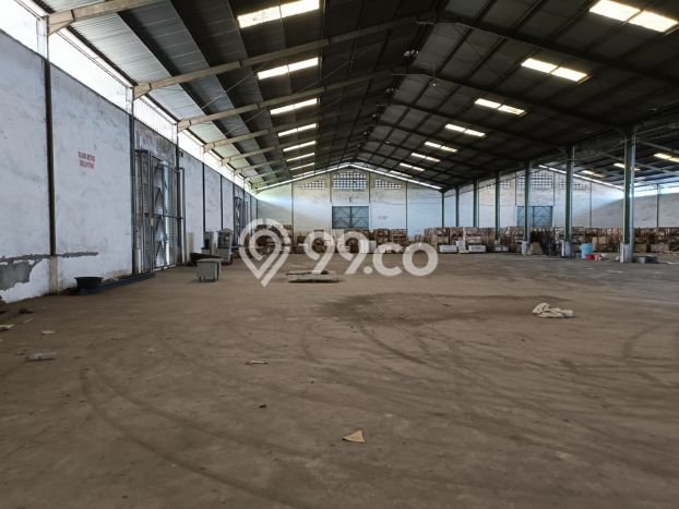 Unit Gudang Tersedia di Kalianak Spesifikasi LB 4600m2 Unit Gudang Tersedia di Kalianak Spesifikasi LB 4600m2