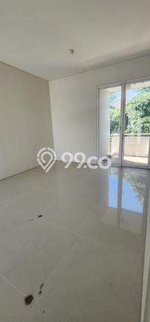 Rumah Mewah Siap Huni LT 375m2 di Wiyung, Surabaya Rumah Mewah Siap Huni LT 375m2 di Wiyung, Surabaya