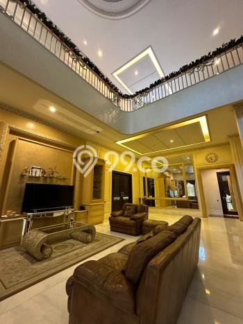 Siap Huni Rumah Mewah 5 Kamar di Pakuwon Indah Dekat ke Mana Saja Siap Huni Rumah Mewah 5 Kamar di Pakuwon Indah Dekat ke Mana Saja