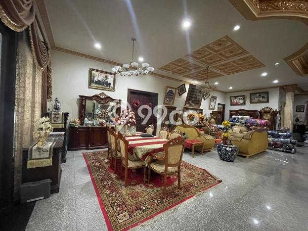 Hunian Elit LB 1600m2 Siap Pakai Desain Elegan di Citraland, Surabaya Hunian Elit LB 1600m2 Siap Pakai Desain Elegan di Citraland, Surabaya