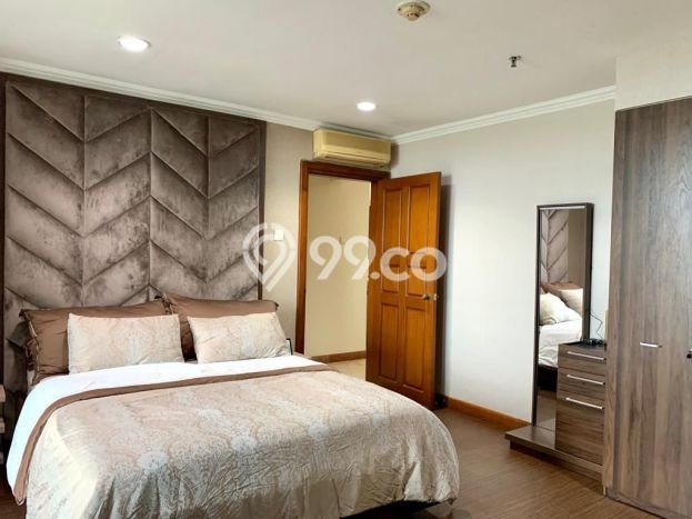 Dijual Apartemen Luxury di Pakuwon Indah 3 Kamar & 2 Kamar Mandi Dijual Apartemen Luxury di Pakuwon Indah 3 Kamar & 2 Kamar Mandi