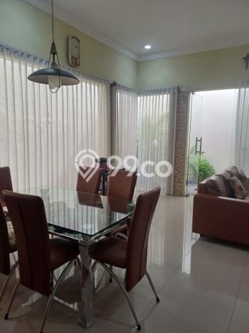Siap Huni Rumah Mewah 4 Kamar di Wiyung Dekat ke Mana Pun Siap Huni Rumah Mewah 4 Kamar di Wiyung Dekat ke Mana Pun