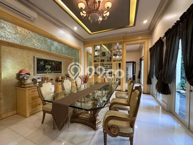 Siap Huni Rumah Mewah 5 Kamar di Pakuwon Indah Dekat ke Mana Saja Siap Huni Rumah Mewah 5 Kamar di Pakuwon Indah Dekat ke Mana Saja