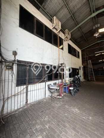 Gudang Dijual di Prime Area Surabaya Luas 492m2 Gudang Dijual di Prime Area Surabaya Luas 492m2