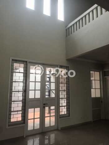 Dijual Hunian Rumah Terawat 3 Kamar di Citraland, Surabaya Dijual Hunian Rumah Terawat 3 Kamar di Citraland, Surabaya